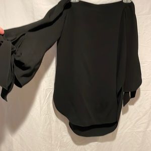 Club Monaco Black 3/4 sleeve with ties, off the shoulder